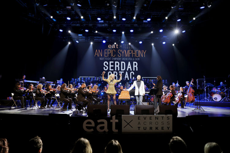 Serdar Ortaç Şarkılarıyla Senfoni Gecesi